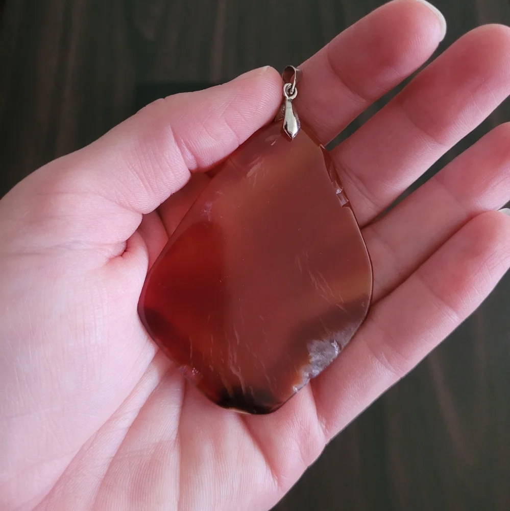 Oversized agate slice pendant - Picture 4 of 4